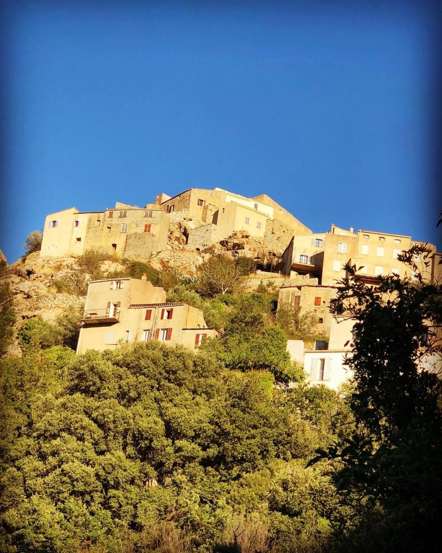 1722 Chambres De Charmes Ville-di-Paraso Exterior photo